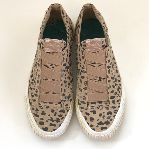 BLOWFISH Leopard Cotton Canvas Slip On Sneakers Malibu Latte Women’s Size 6.5 - Picture 3 of 16
